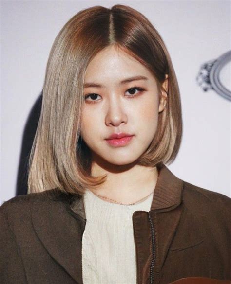 rose short hair|Rosé in short hair for the first time since her debut